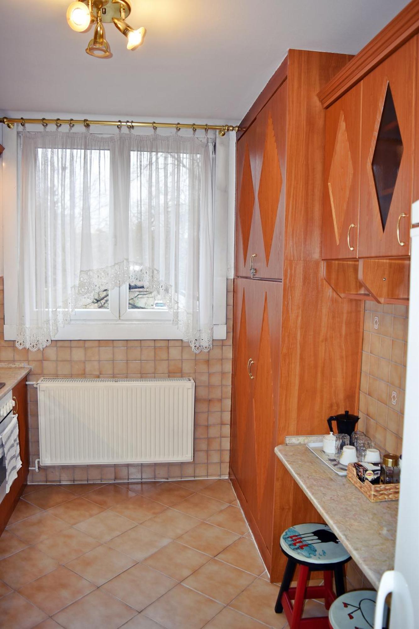 Belvarosi Classic Apartman 85 Square Meters Сомбатхей Экстерьер фото